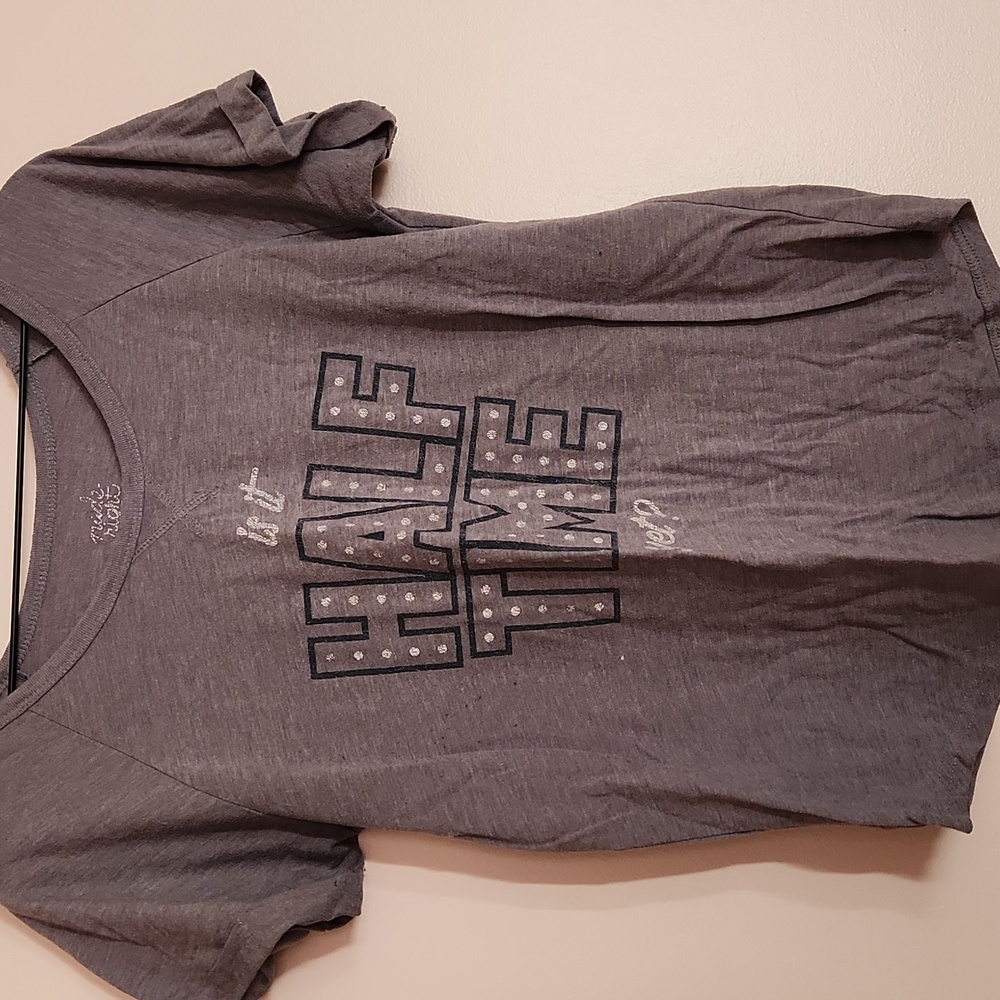 Gray shirt
